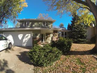805 Leprechaun Ln, Omaha, NE 68046-2111