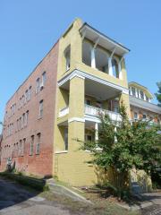 318 Dinwiddie St, Portsmouth, VA 23704-2557
