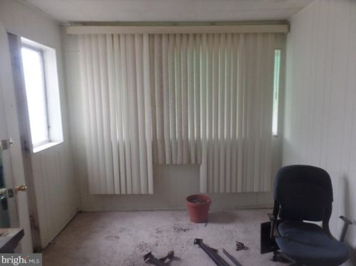 7143 Marsden St, Philadelphia, PA 19135-1235