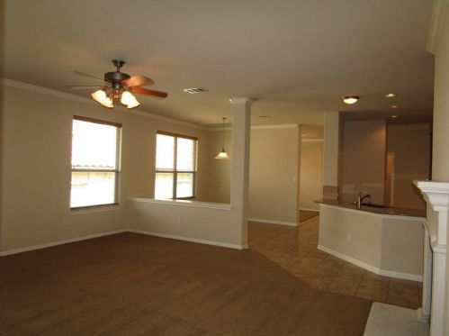 3712 Broadwinged Hawk Cv, Austin TX  78738-6567 exterior