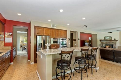 16107 Sierra Heights Dr, Riverside CA  92503-8413 exterior