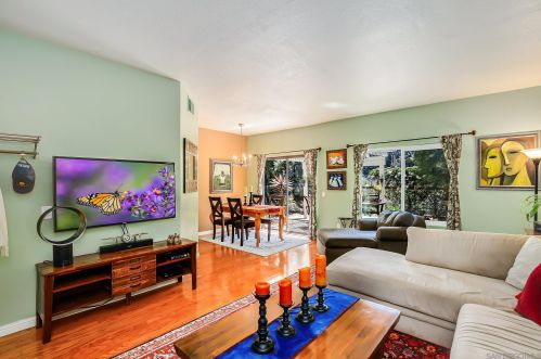 3511 Simsbury Ct, Carlsbad, CA 92010-7035