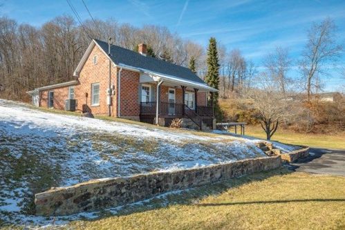 758 Nicks Creek Rd, Atkins, VA 24311-3108