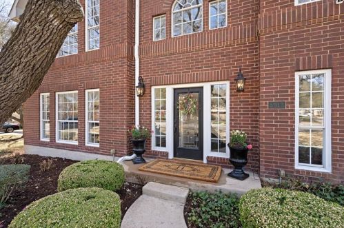 5913 Aylford Ct, Austin, TX 78739-1648