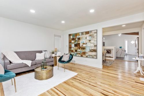 3063 Hudson St, Denver CO  80207-2746 exterior