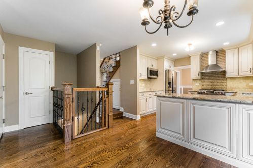 1502 Frank Ave, Bannockburn IL  60015-3523 exterior