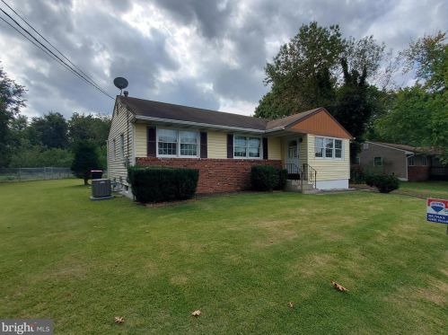 1445 Hickstown Rd, Erial, NJ 08081-9614
