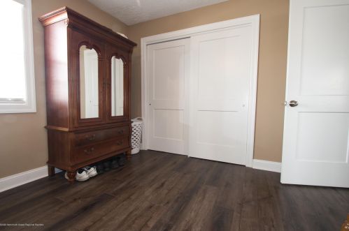 126 Virginia Ave, Lavallette NJ 08735-2439 exterior