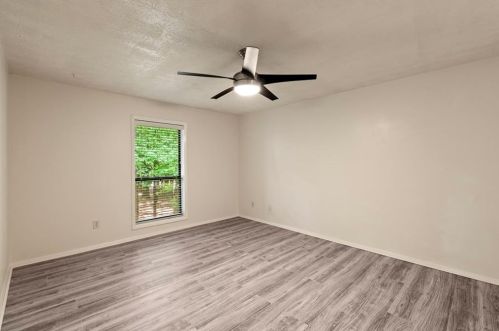 1004 Cumberland Ct, Smyrna GA  30080-8654 exterior