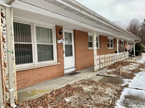 1100 Merchant St, Kankakee, IL 60901-4275