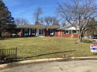 115 Country Club Ct, Danville, IL 61832-1219