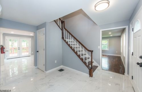 2 Highview Rd, Fredon, NJ 07860-5301
