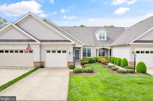 6924 Birkenhead Pl, Gainesville, VA 20155-3032