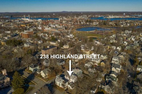 238 Highland St, Portsmouth, NH 03801-5116