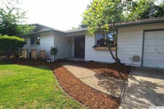 1074 Swingwood Dr, Salem OR  97303-3505 exterior