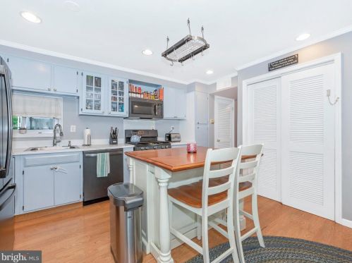 9814 Cottrell Ter, Silver Spring MD 20903-1928 exterior