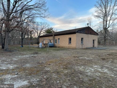 186 Tuckahoe Rd, Estell Manor, NJ 08319-1746