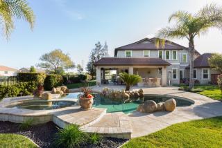 2809 Blue Oak Ct, Los Angeles, CA 94513-4617