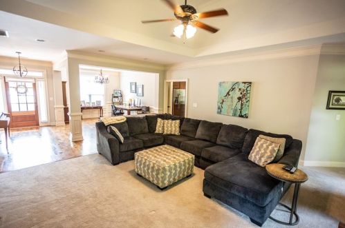 2740 Powell Ct, Monroe, GA 30656-8675