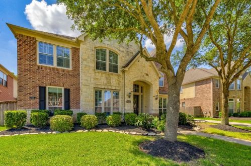2708 Green Mountain Dr, Pearland, TX 77584-3436