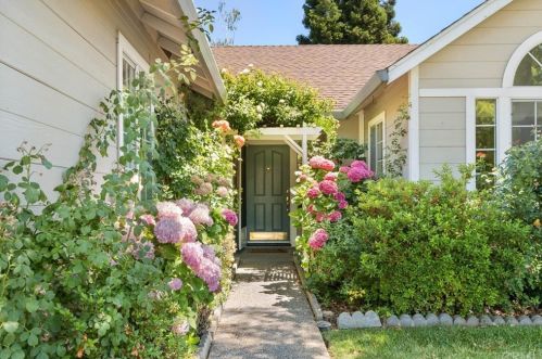 67 Satinwood Way, Chico, CA 95973-8310
