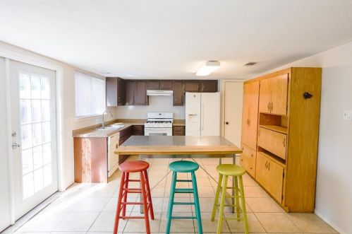 519 Blackberry Dr, Austin TX  78745-6500 exterior