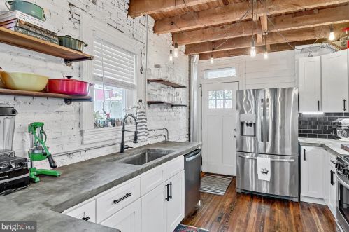 517 Juniata St, Lancaster PA  17602-4320 exterior