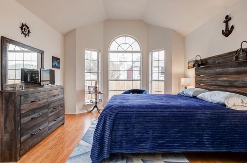 7700 Beaver Head Rd, Fort Worth TX  76137-5116 exterior