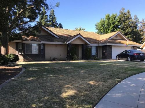 682 Ellery Ave, Clovis, CA 93612-5725
