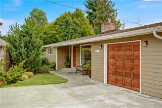 2331 136th St, Seattle WA  98125-3437 exterior