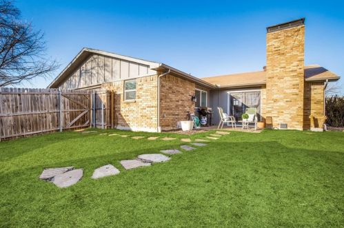 10234 Green Ash Rd, Dallas, TX 75243-5127