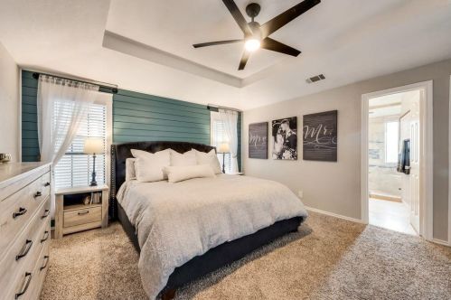 2046 Greenstone Trl, Carrollton TX 75010-4140 exterior