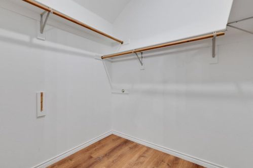 3230 Crk Mdw Ln, Garland TX 75040-2836 exterior