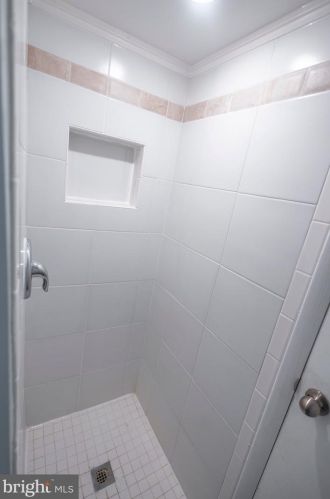 7481 Hickory Log Cir, Columbia MD  21045-5003 exterior