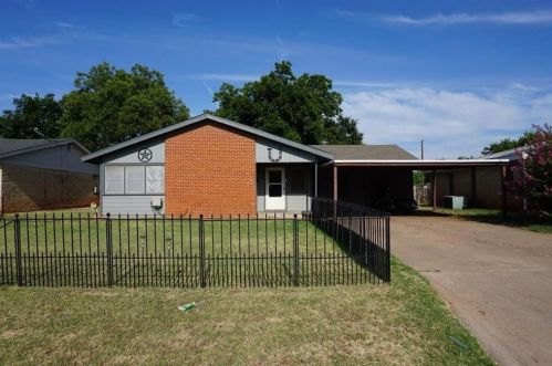1958 Mockingbird Ln, Abilene, TX 79603-3328