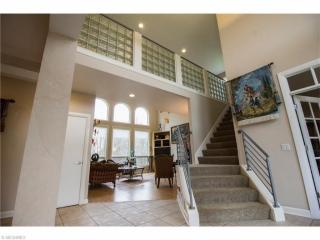 7000 Woodlands Ln, Cleveland OH  44139-4664 exterior