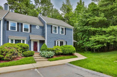 22 Stillwater Dr, Nashua, NH 03062-2250