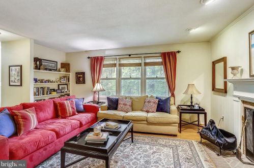 9527 Clement Rd, Silver Spring MD 20910-1643 exterior