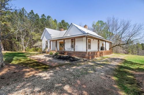 2445 Lyle Field Rd, Jefferson GA  30549-1943 exterior