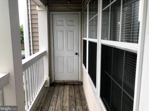14151 Cuddy Loop, Woodbridge VA  22193-5913 exterior