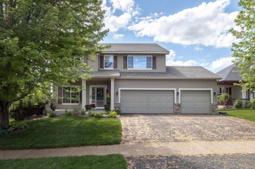 1106 Drew Dr, Saint Paul, MN 55129-6207