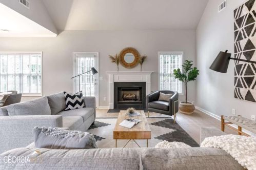 9969 Harmon Springs Dr, Villa Rica, GA 30180-3491