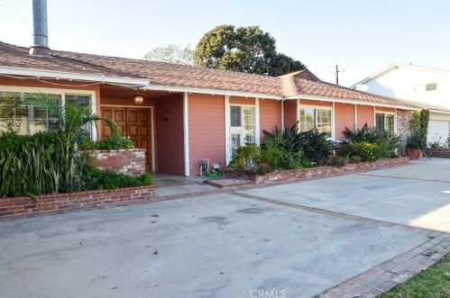 915 Hilda St, Anaheim CA  92806-4844 exterior