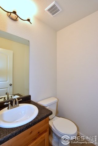 2646 Emerald St, Loveland CO 80537-2013 exterior