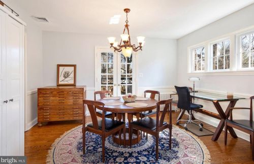 10211 Sutherland Rd, Silver Spring MD 20901-2236 exterior