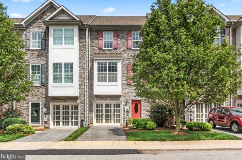 1241 Stonehaven Way, York, PA 17403-9034