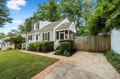 2085 Emery Pl, Atlanta, GA 30317-1233