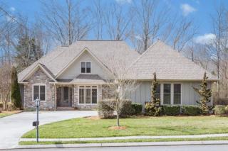 9313 Crystal Brook Dr, Apison, TN 37302-7572