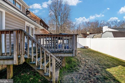 1176 Spruce Ave, Shady Side MD 20764-9562 exterior