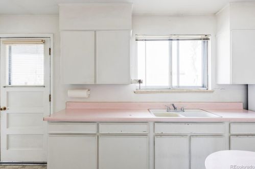 11111 60th Ave, Arvada CO  80004-4625 exterior